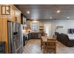 1248 COLBORNE ROAD - 9