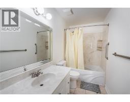 305 OAKLEA COURT - 20