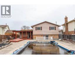 305 OAKLEA COURT - 40