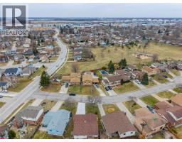 305 OAKLEA COURT - 46