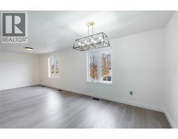 305 OAKLEA COURT - 8