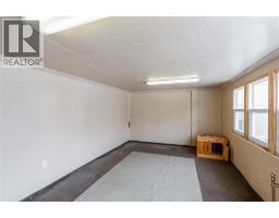 1134 O RAE AVENUE - 36