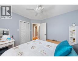 1220 RIDGEWOOD DRIVE - 20