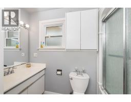 1220 RIDGEWOOD DRIVE - 21