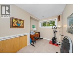 1220 RIDGEWOOD DRIVE - 27