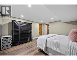 2133 LONDON LINE - 37