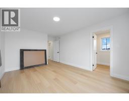 3527 PAUL CRESCENT - 31