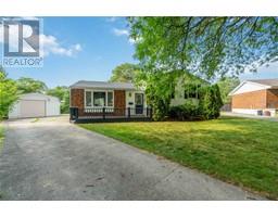 1060 CAMELOT CRESCENT - 2