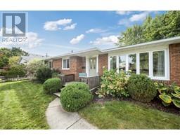 4071 JUNIPER CRESCENT - 4