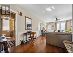 532 MICHIGAN AVENUE - 12