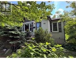 702 Elizabeth Avenue, MLS 25017294