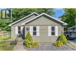 452 Maude Street, MLS 25021994