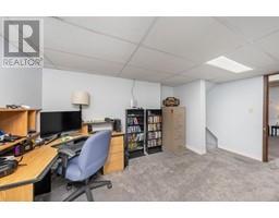 1254 ERROL ROAD East - 34
