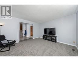 1254 ERROL ROAD East - 46
