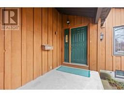 1311 Lakeshore ROAD - 4