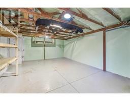 2406 JANE STREET - 16