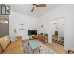 119 CHRISTINA STREET South - 25
