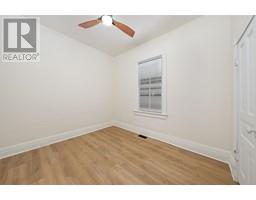 119 CHRISTINA STREET South - 36