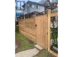 119 CHRISTINA STREET South - 44