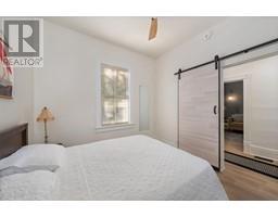 119 CHRISTINA STREET South - 7