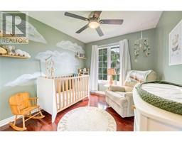 675 BENTINCK DRIVE - 23