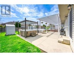 675 BENTINCK DRIVE - 33