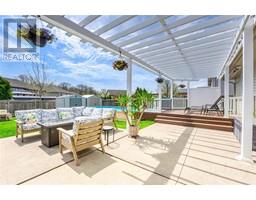 675 BENTINCK DRIVE - 34