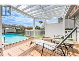675 BENTINCK DRIVE - 36