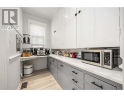 329 VIDAL STREET North - 12