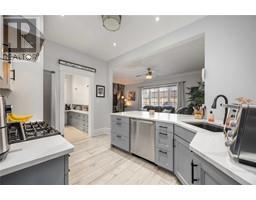 329 VIDAL STREET North - 14