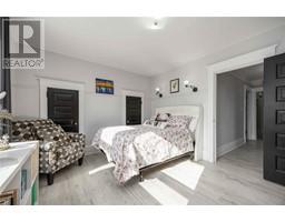 329 VIDAL STREET North - 20