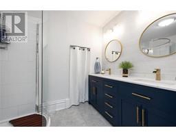 329 VIDAL STREET North - 29