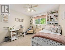 112 FAIRVIEW PLACE - 17