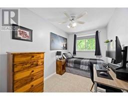 112 FAIRVIEW PLACE - 18