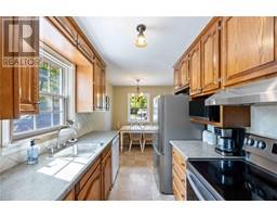 112 FAIRVIEW PLACE - 5