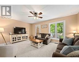 112 FAIRVIEW PLACE - 8