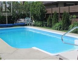 61 Dauw AVENUE - 26