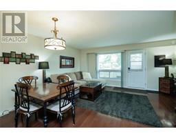 27 TURNER DRIVE UnitNo. 17 - 14
