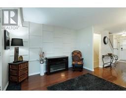 27 TURNER DRIVE UnitNo. 17 - 18