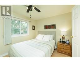 27 TURNER DRIVE UnitNo. 17 - 21