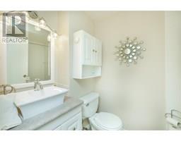 27 TURNER DRIVE UnitNo. 17 - 25