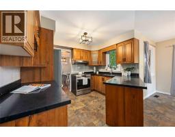 454 ST. LAWRENCE COURT - 11