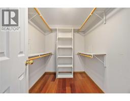 454 ST. LAWRENCE COURT - 31