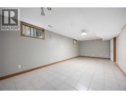 454 ST. LAWRENCE COURT - 34