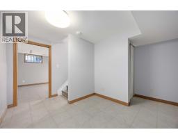 454 ST. LAWRENCE COURT - 38