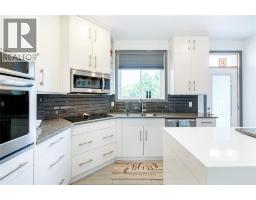 200 BROCK STREET North - 11