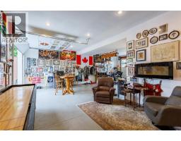 200 BROCK STREET North - 34