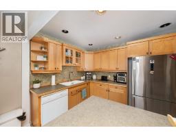 660 ELIZABETH AVENUE - 16