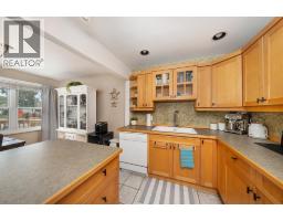 660 ELIZABETH AVENUE - 17