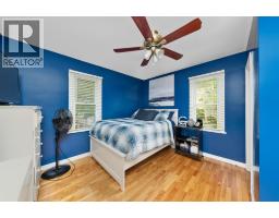 660 ELIZABETH AVENUE - 20